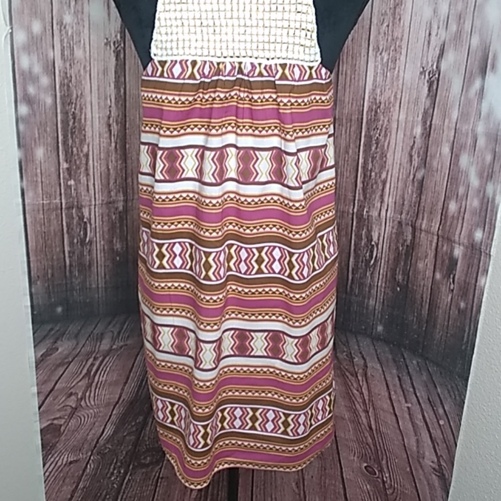 BCBGMaxmaria XS tribal crochet bodice dress - Picture 4 of 8